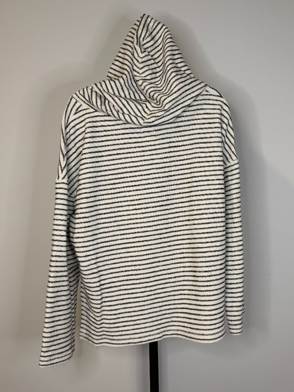 Billabong White Striped Hoodie Tops - Size L - Picture 3 of 4